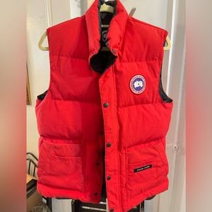 - Red Canada Goose Freestyle Crew Vest